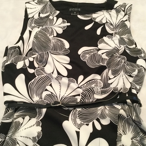 EnFocus Studio - Floral Print Dress - Picture 5 of 8